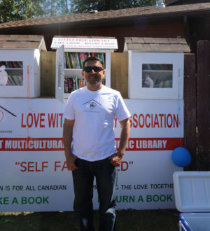 New little free library opens in Chestermere